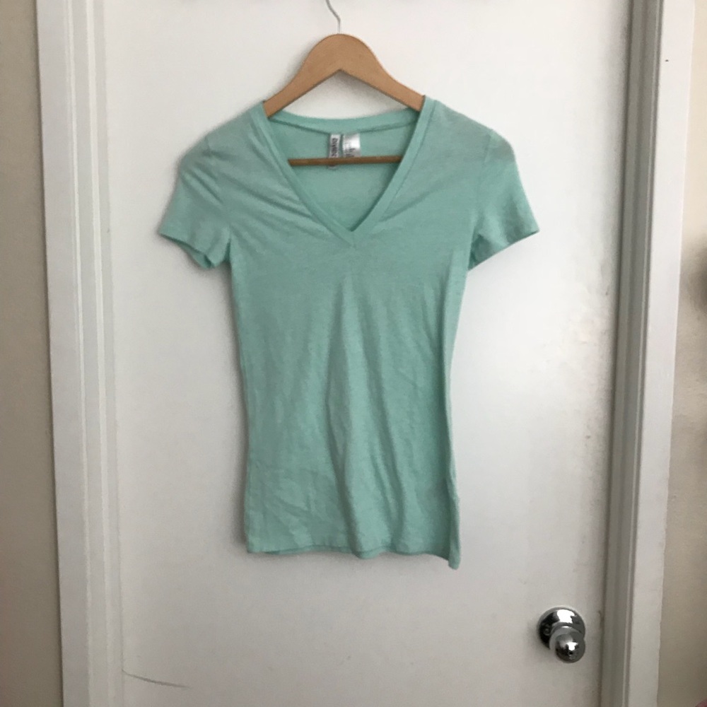 FOUR H&M T-Shirts (SWIPE) FOUR SHIRTS